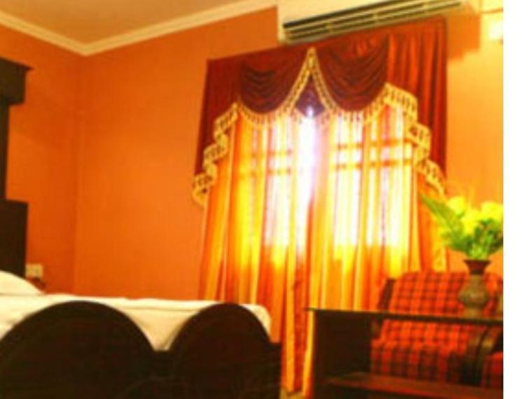 Hotel Priya Chengannur Ruang foto